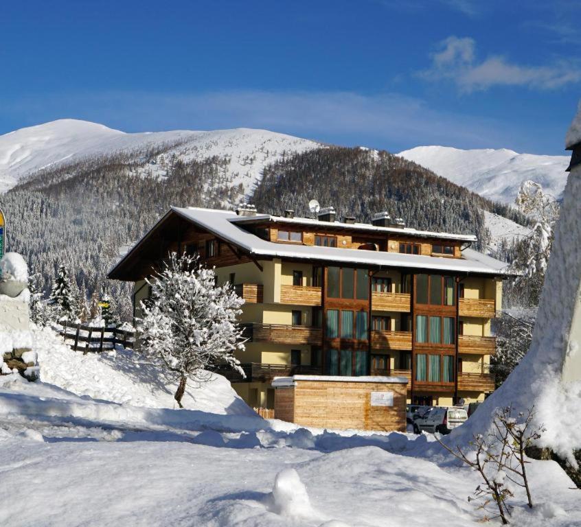 Panorama Rosie Design Chalet บาด ไคลน์เคิร์ชไฮม์ ภายนอก รูปภาพ